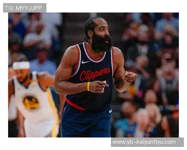 哈登四天三战展现超强表现快船战绩一胜两负引发关注