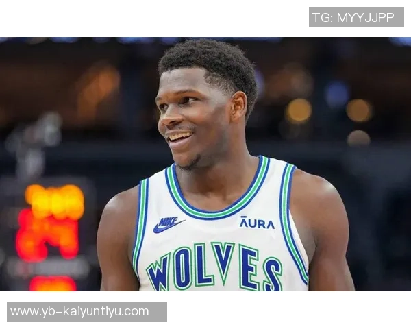 爱德华兹生涯总得分逼近万分大关仅差23分即将创造新历史